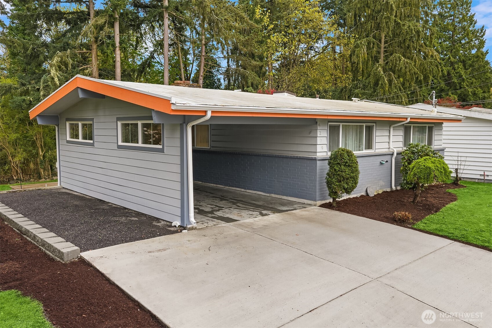6279 NE 154th Street , Kenmore, WA 98028