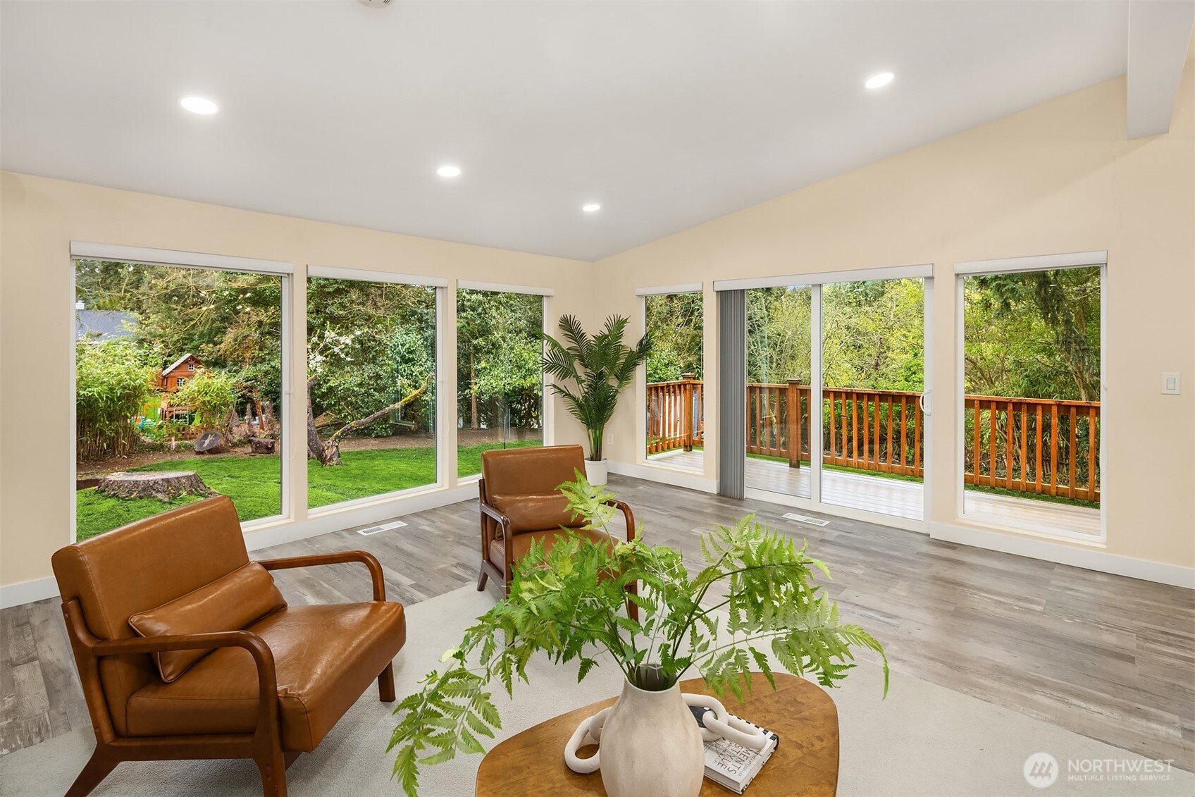 6279 NE 154th Street , Kenmore, WA 98028