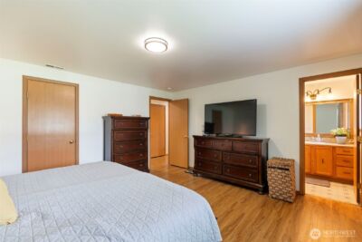 689 Rhoades Road , Winlock, WA 98596 - Photo 21