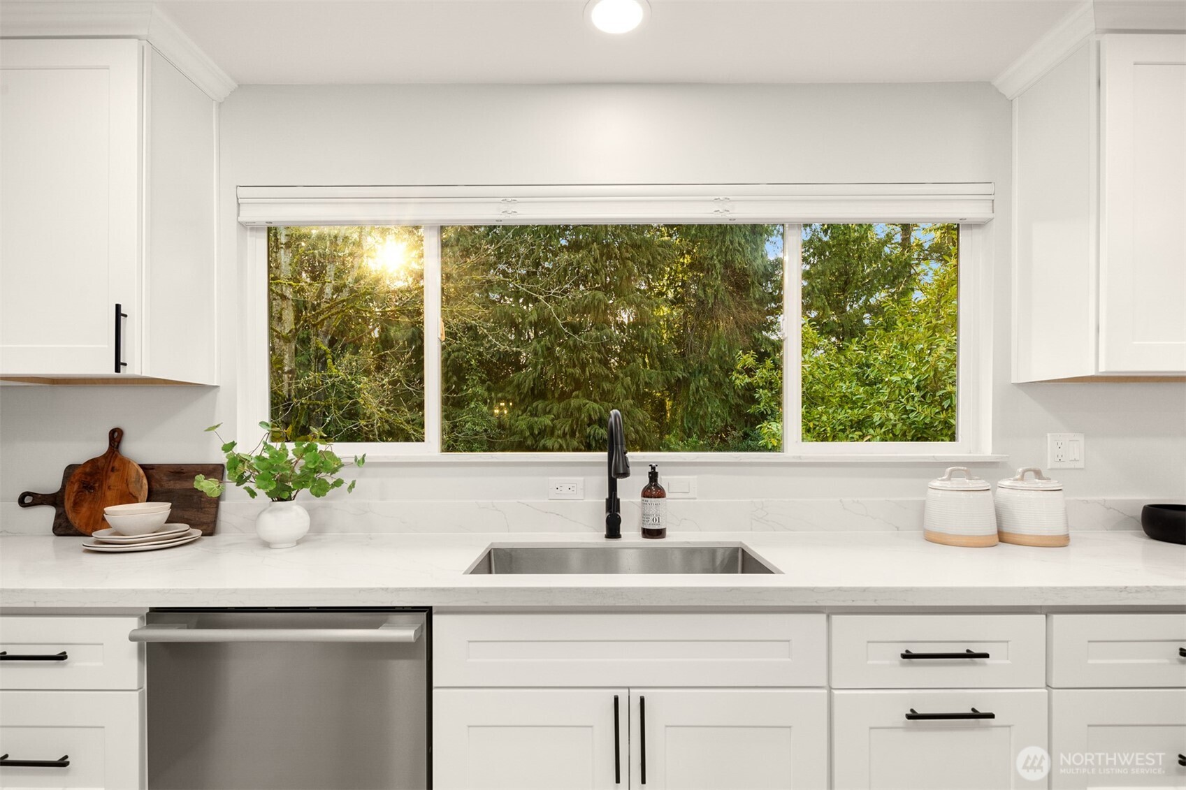 4615 88th Avenue SE, Mercer Island, WA 98040