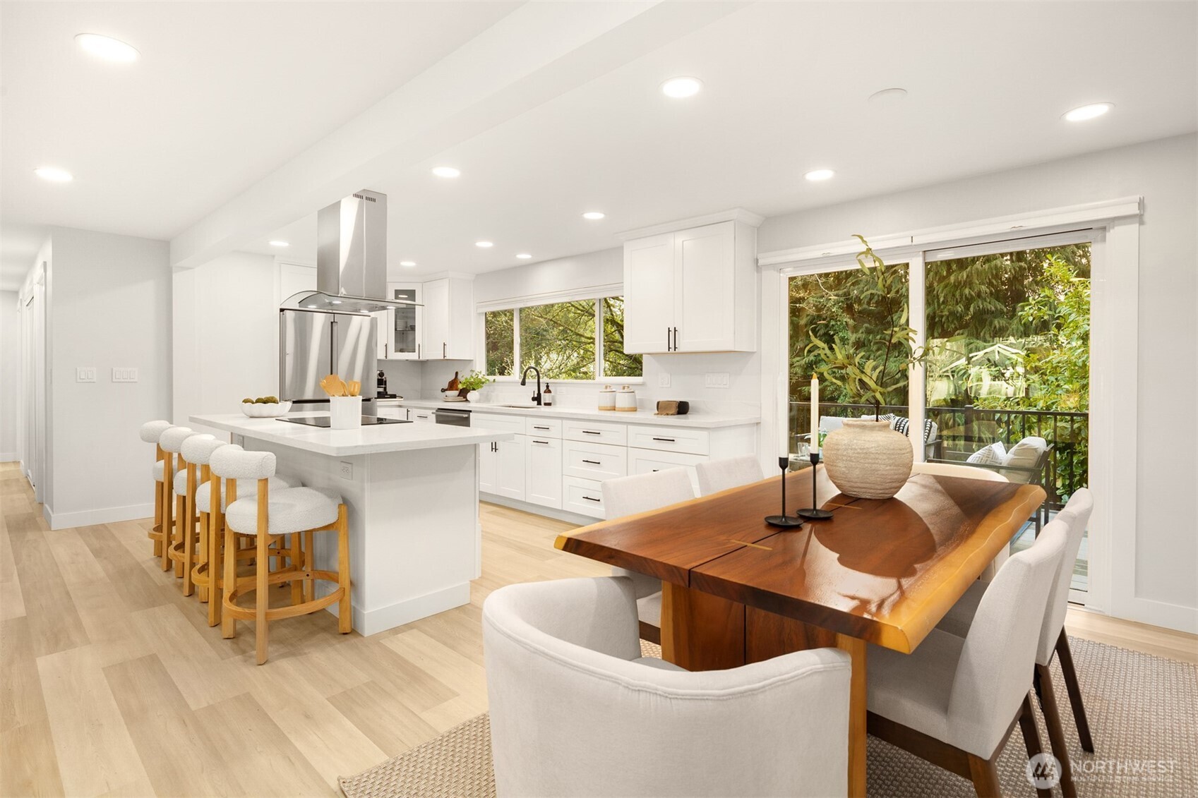 4615 88th Avenue SE, Mercer Island, WA 98040