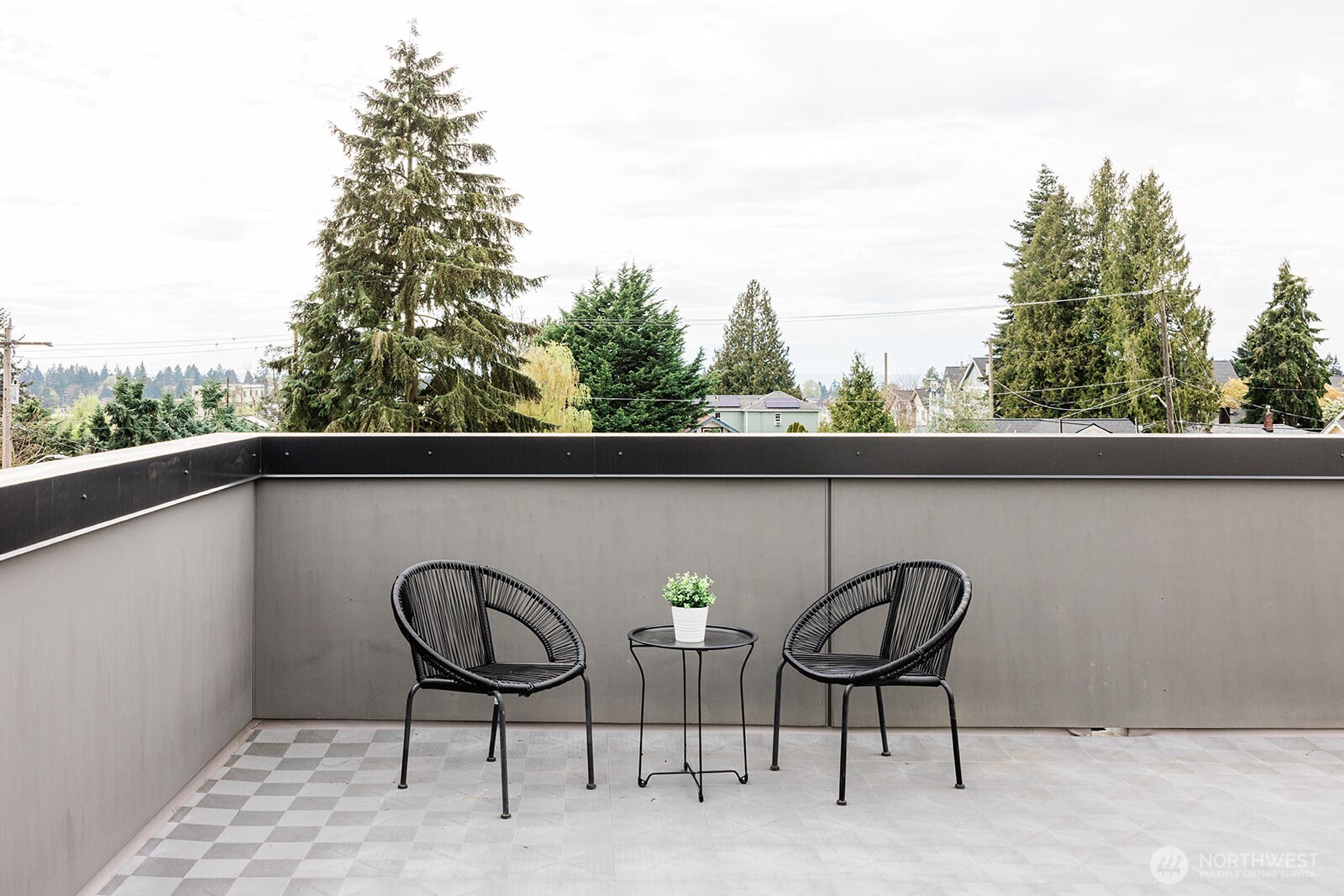 522 N 104th Street , Seattle, WA 98133