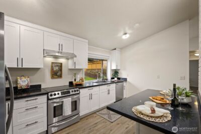 16049 SE 131st Street , Renton, WA 98059-8533 - Photo 3