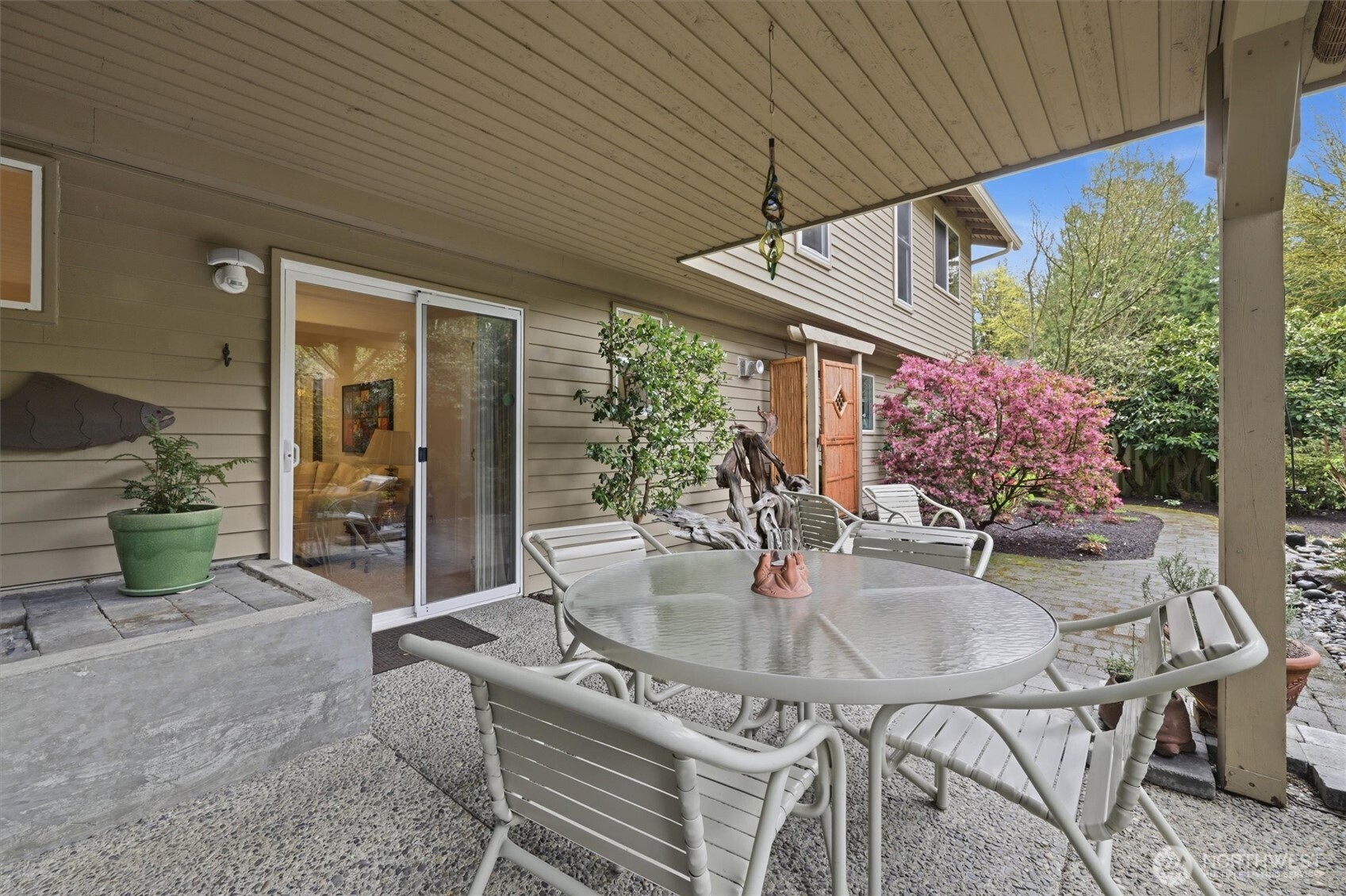 7605 146th Avenue NE, Redmond, WA 98052