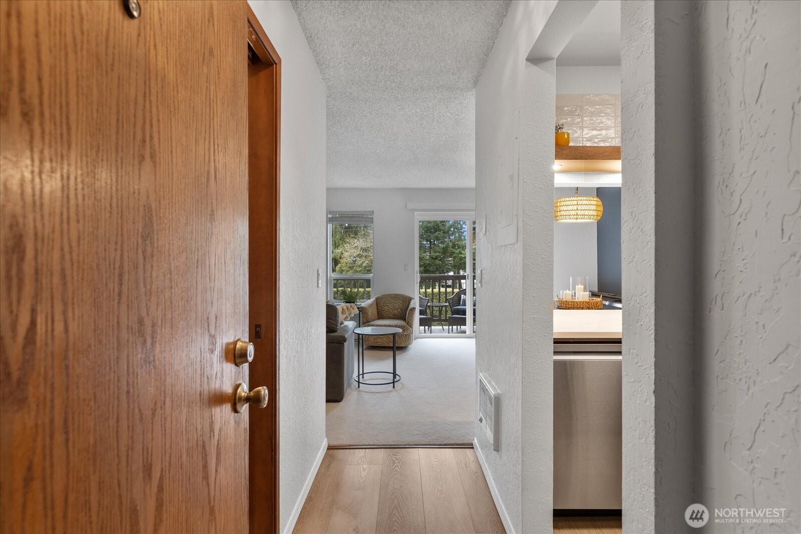 21615 80th Avenue W #215, Edmonds, WA 98026