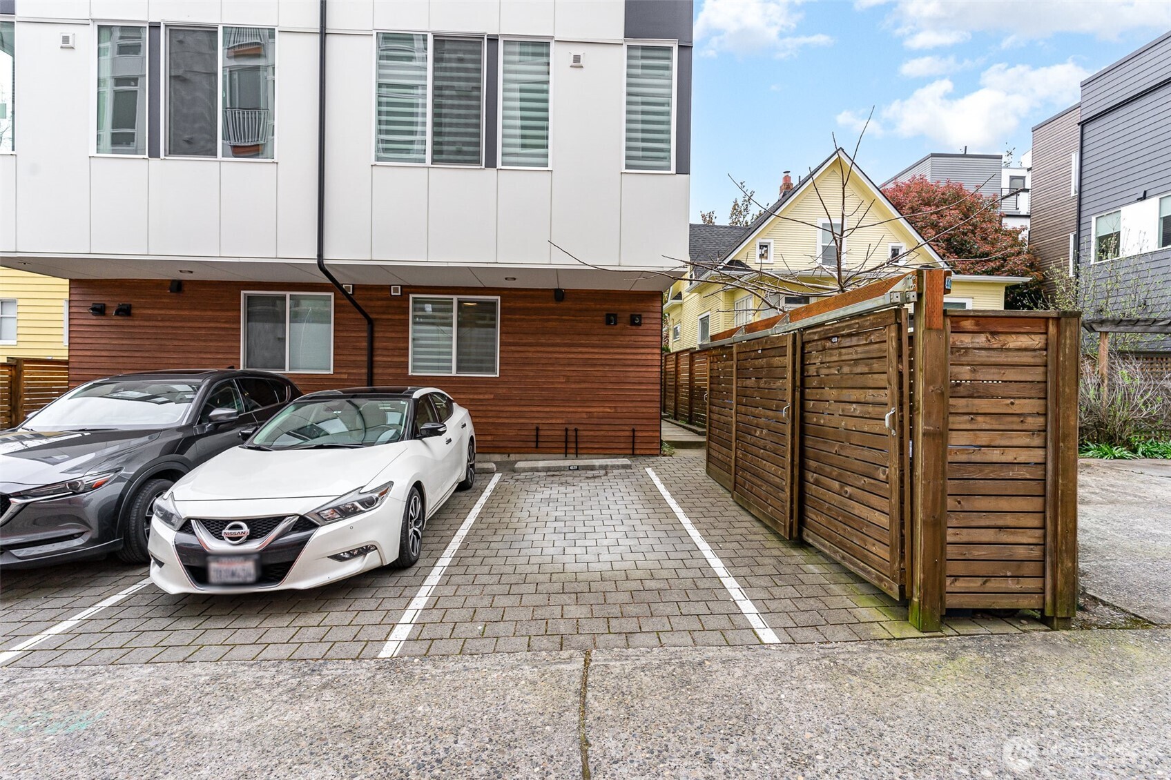 437 NE 73rd Street #A, Seattle, WA 98115