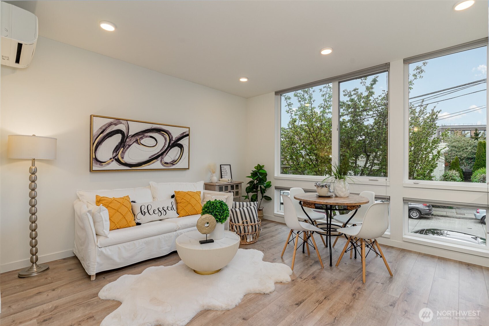 437 NE 73rd Street #A, Seattle, WA 98115