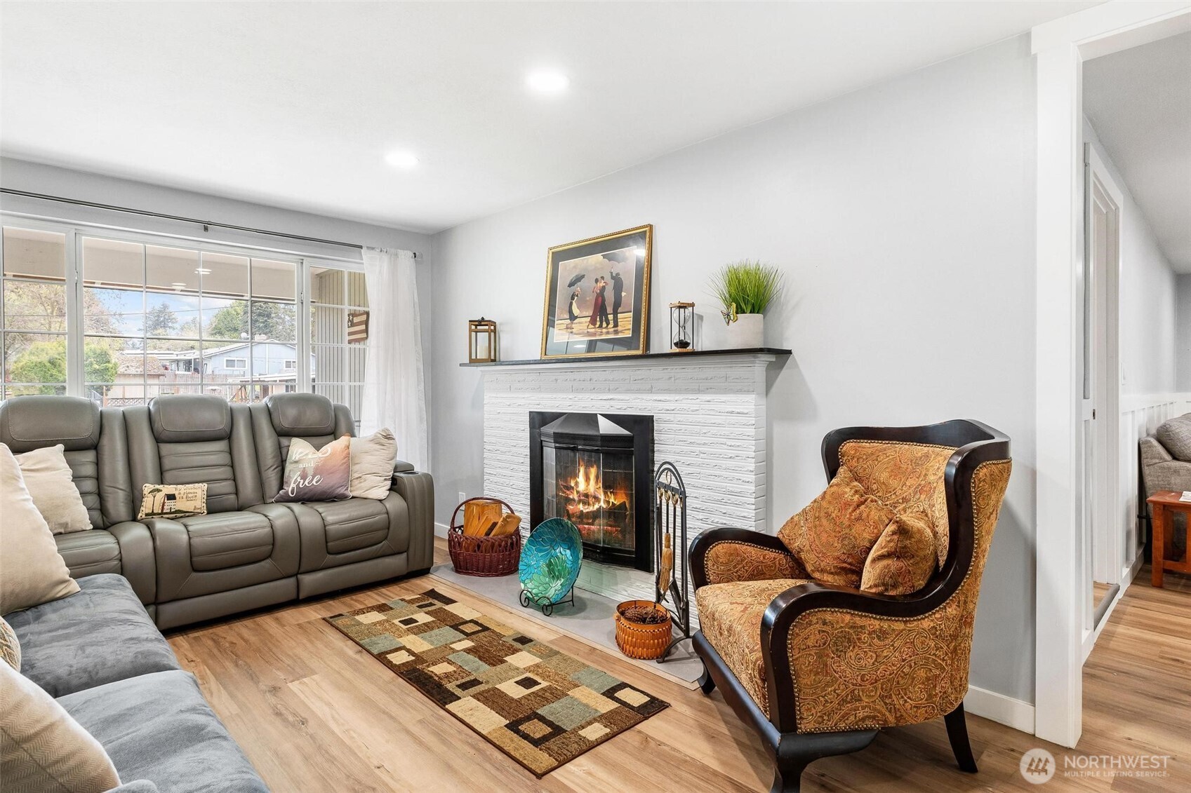 31435 10th Avenue S, Federal Way, WA 98003