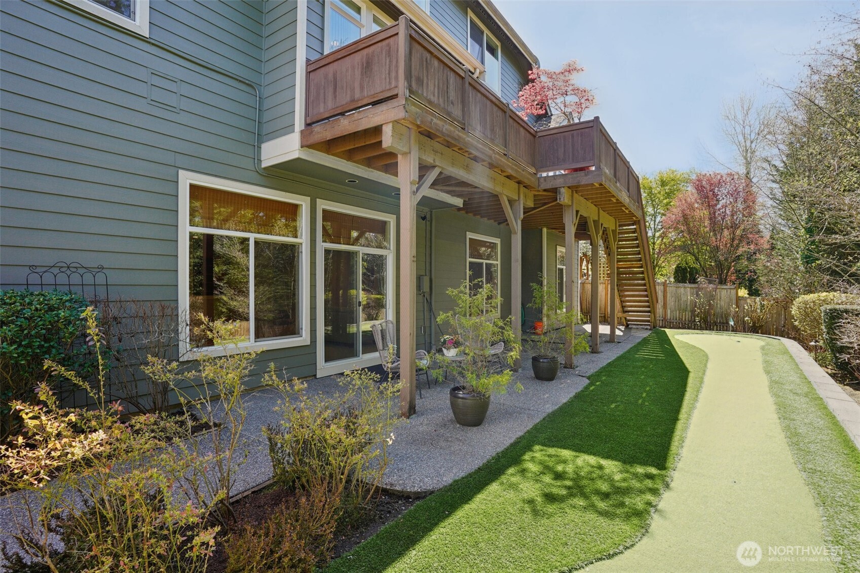 11815 157th Avenue NE, Redmond, WA 98052