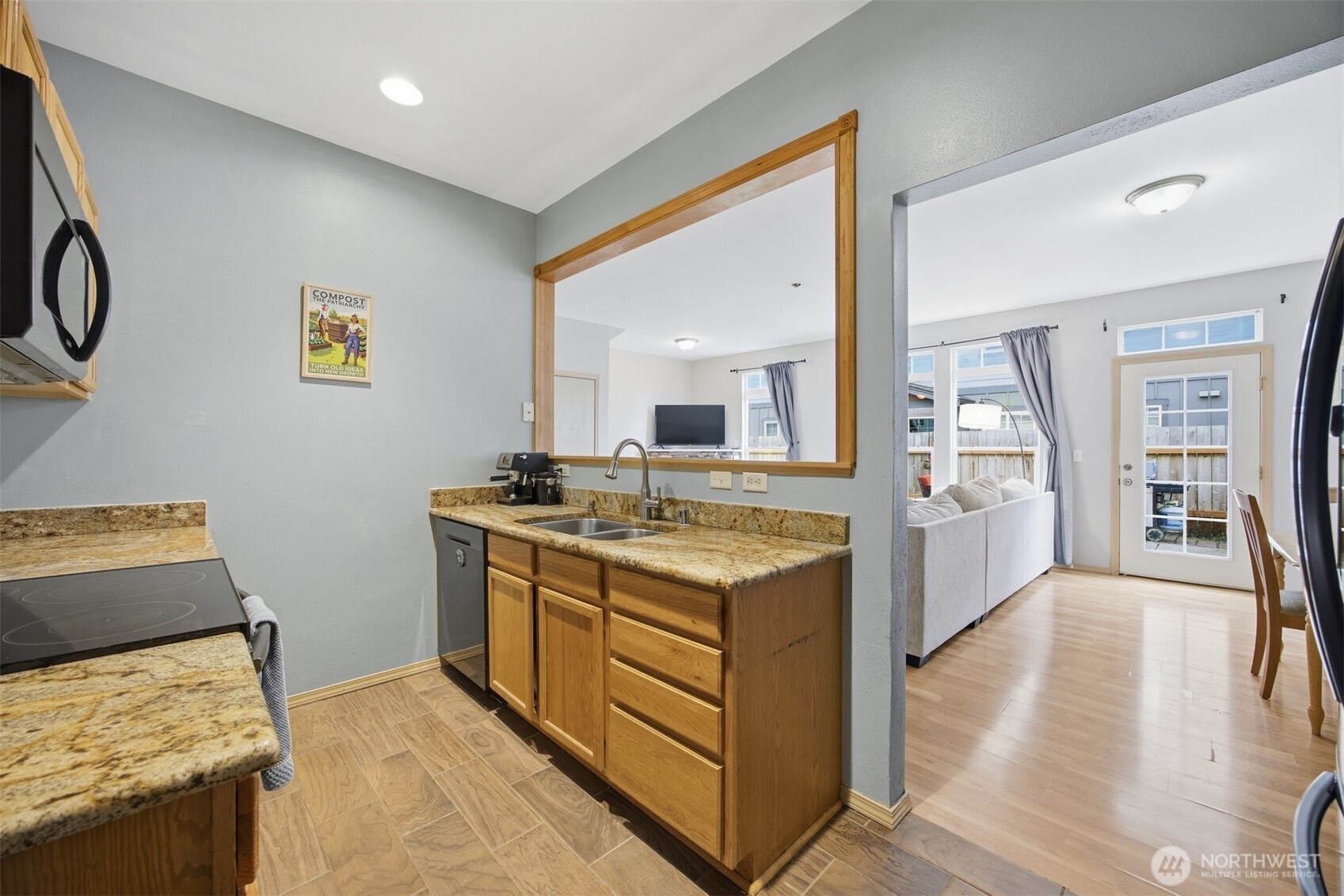 152 Township Street , Sedro Woolley, WA 98284