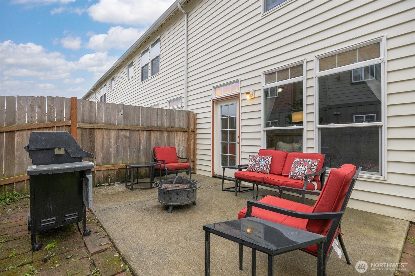 152 Township Street , Sedro Woolley, WA 98284