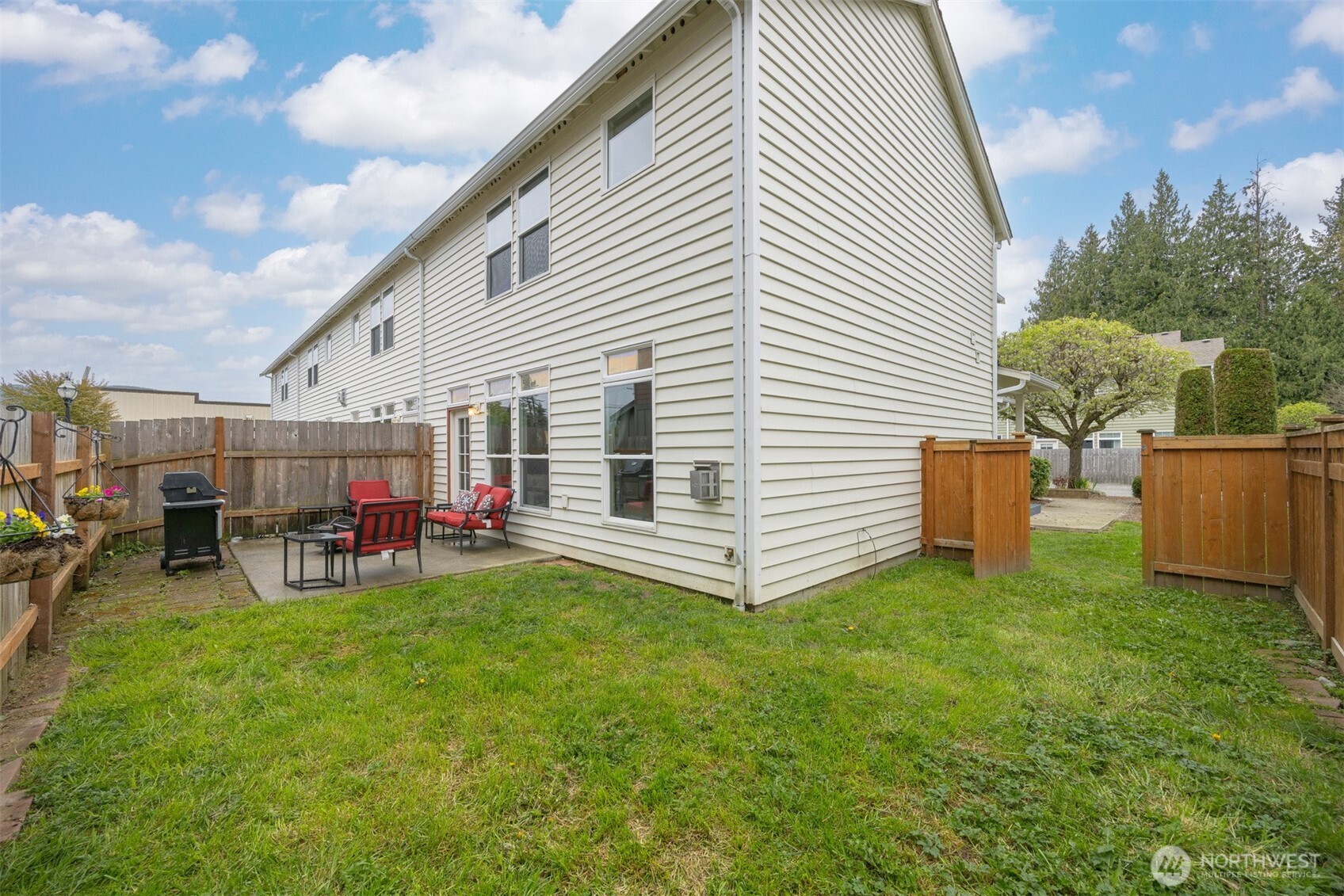 152 Township Street , Sedro Woolley, WA 98284