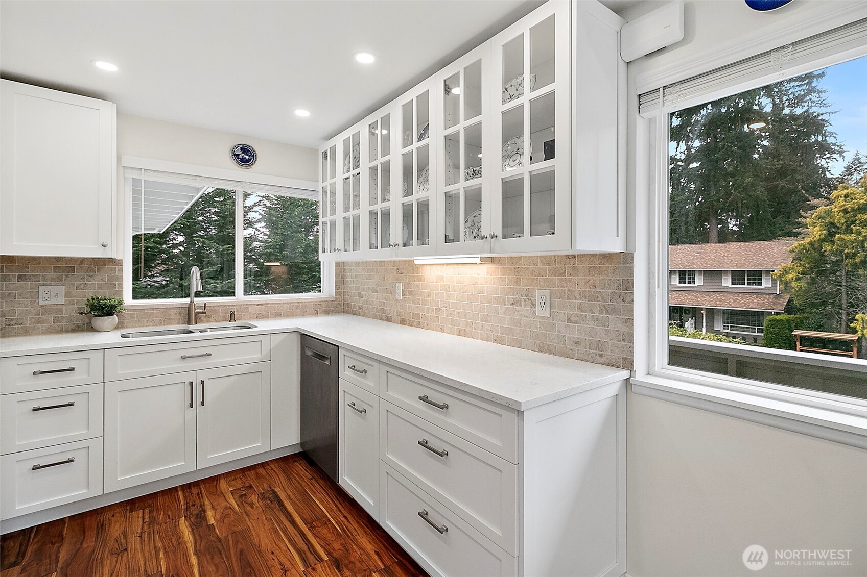 14014 118th Avenue NE, Kirkland, WA 98034