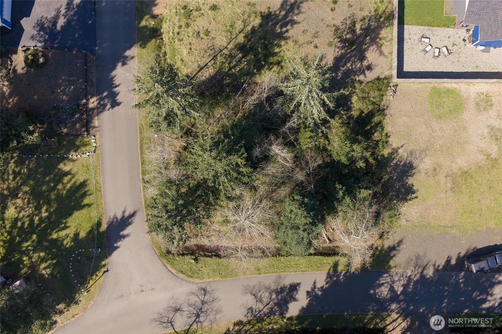 298 Glacier Court SE, Ocean Shores, WA 98569