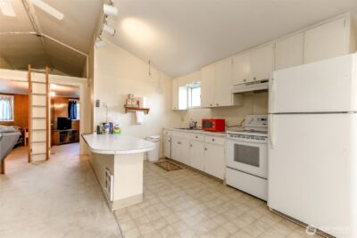 199 Wishkah Street SW, Ocean Shores, WA 98569 - Photo 9