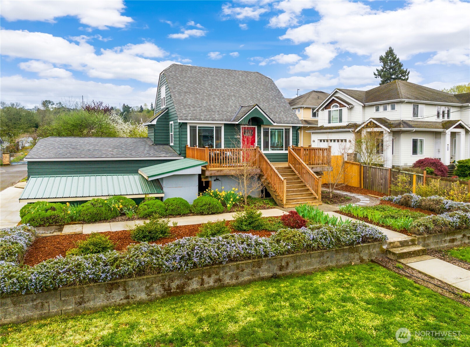 2208 Smithers Avenue S, Renton, WA 98055-4239