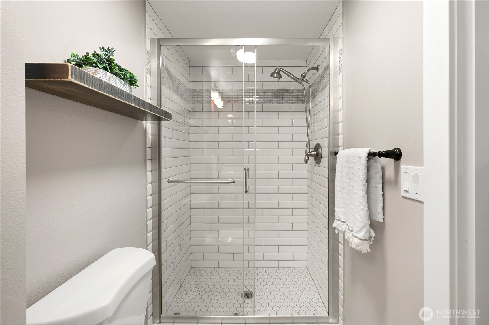 2208 Smithers Avenue S, Renton, WA 98055-4239