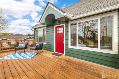 2208 Smithers Avenue S, Renton, WA 98055-4239 - Photo 3