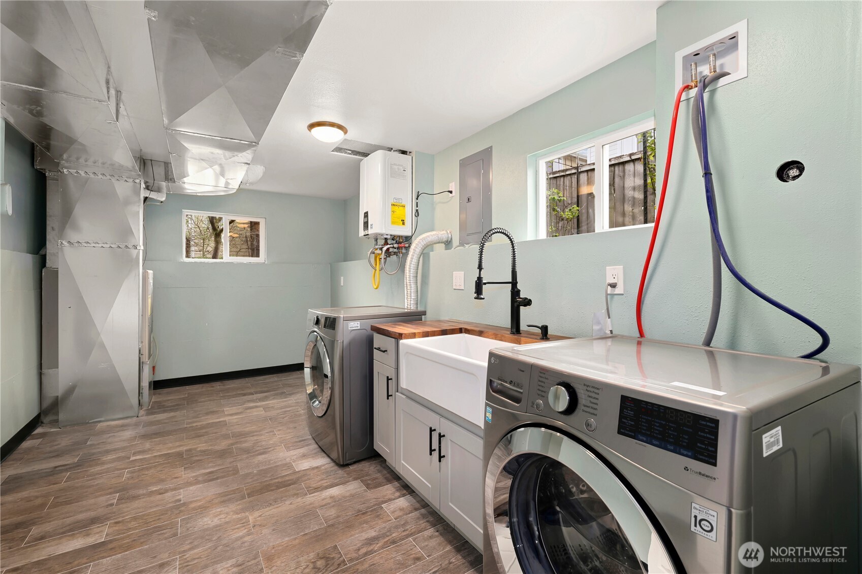 2208 Smithers Avenue S, Renton, WA 98055-4239