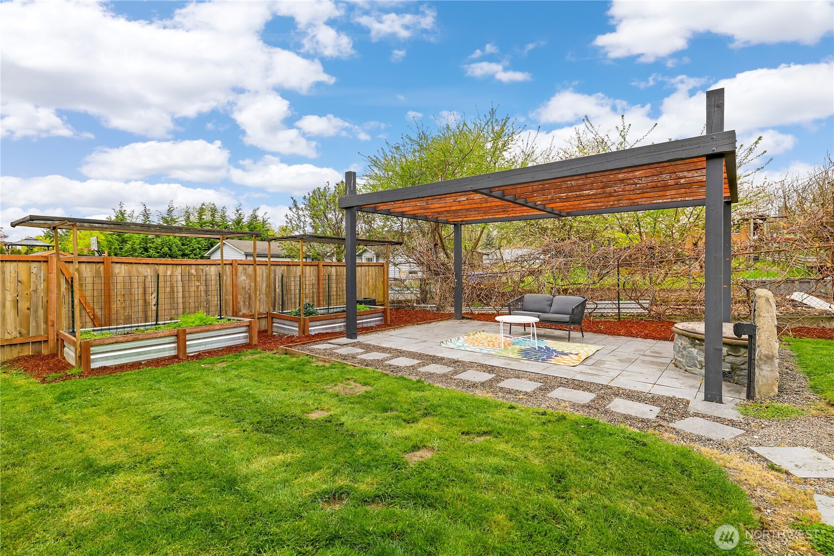 2208 Smithers Avenue S, Renton, WA 98055-4239