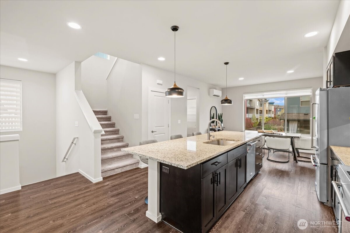1067 SW 97th Street , Seattle, WA 98106