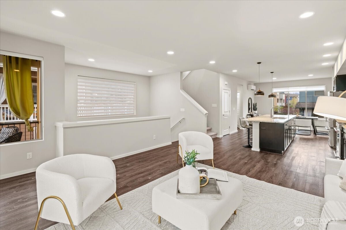 1067 SW 97th Street , Seattle, WA 98106
