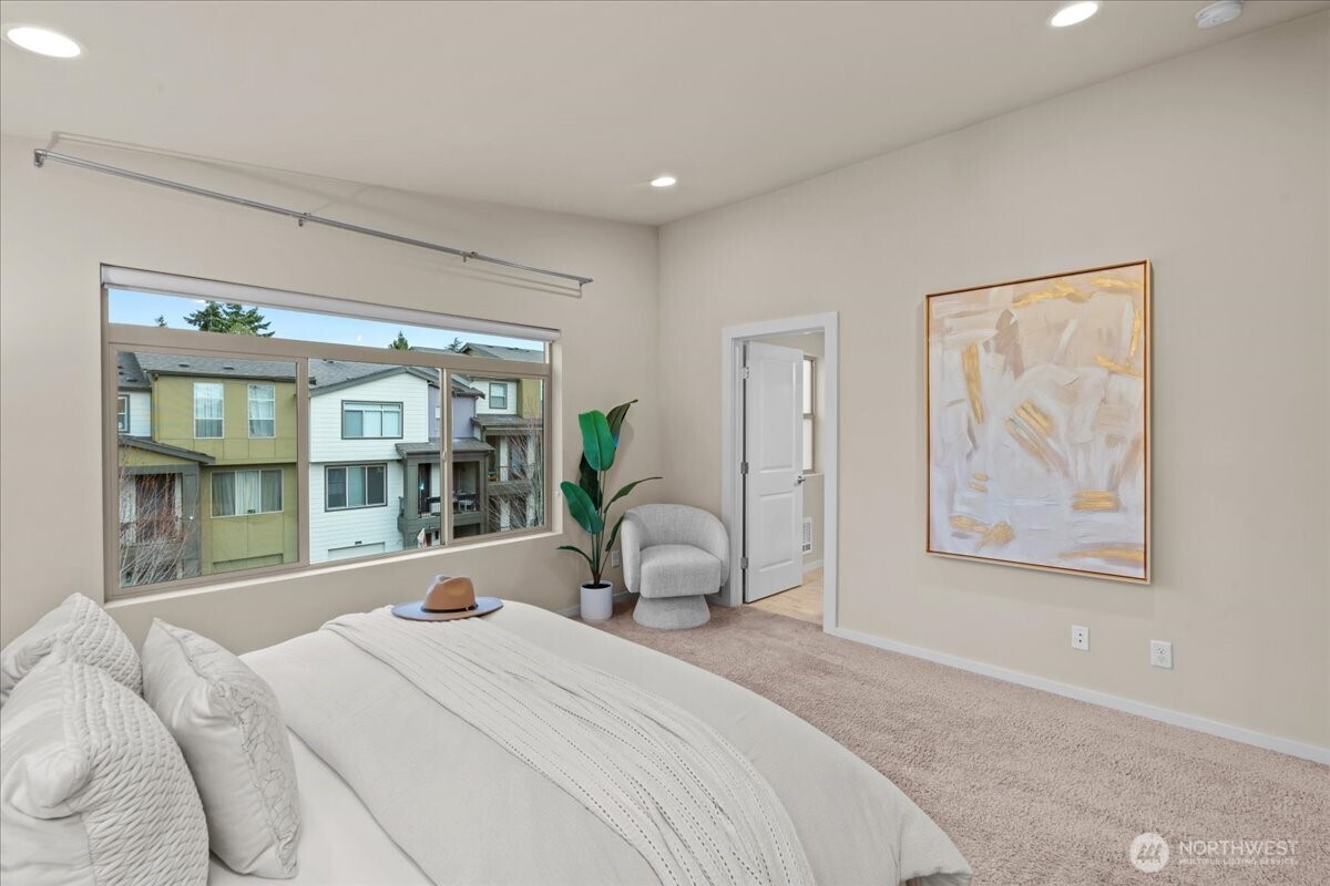 1067 SW 97th Street , Seattle, WA 98106