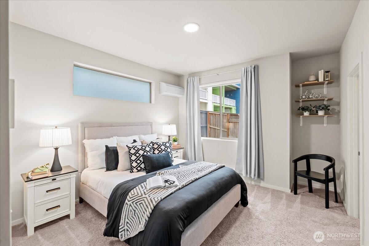 1067 SW 97th Street , Seattle, WA 98106
