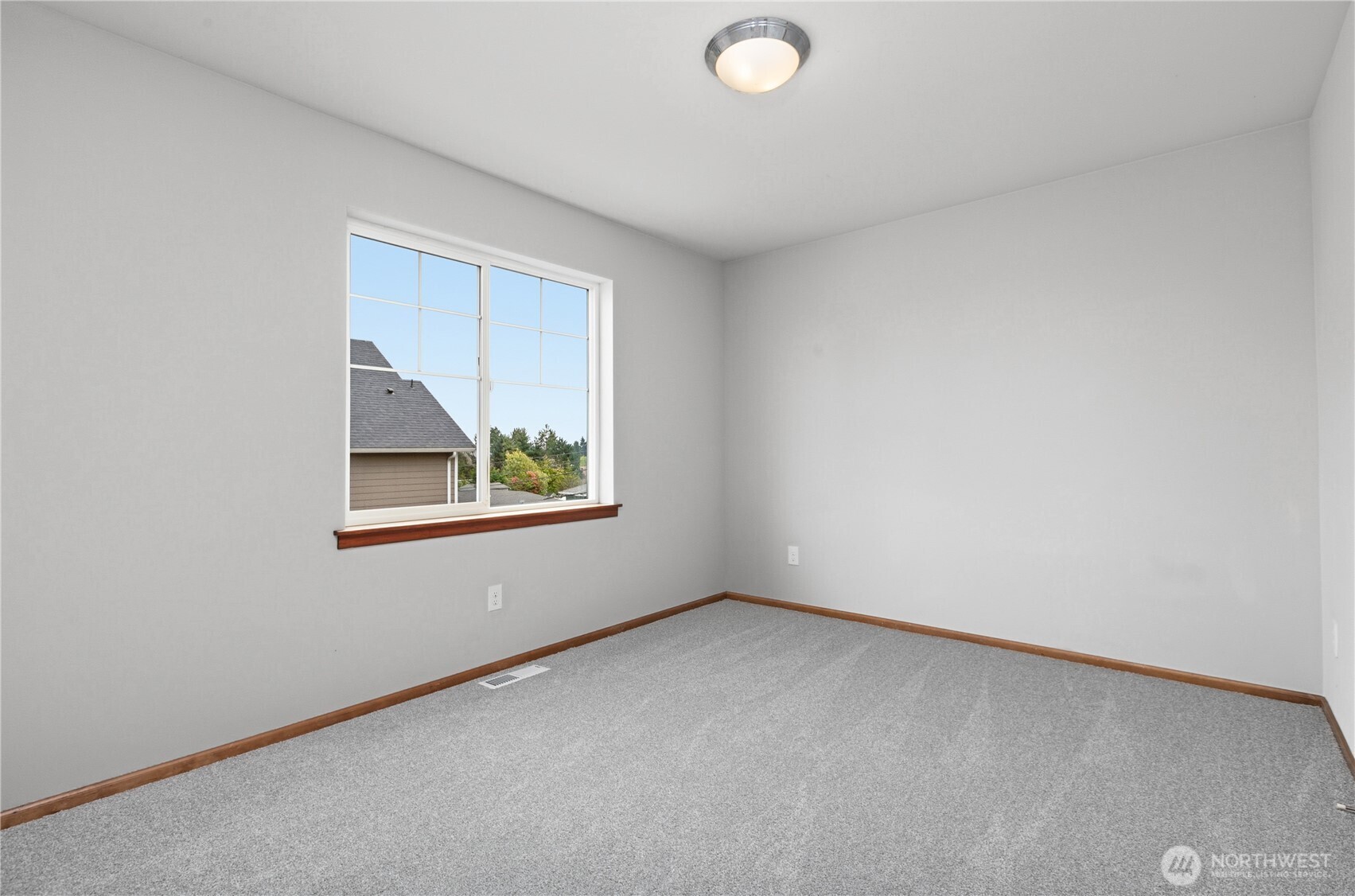 2906 S 135th Street , Tukwila, WA 98168-3970