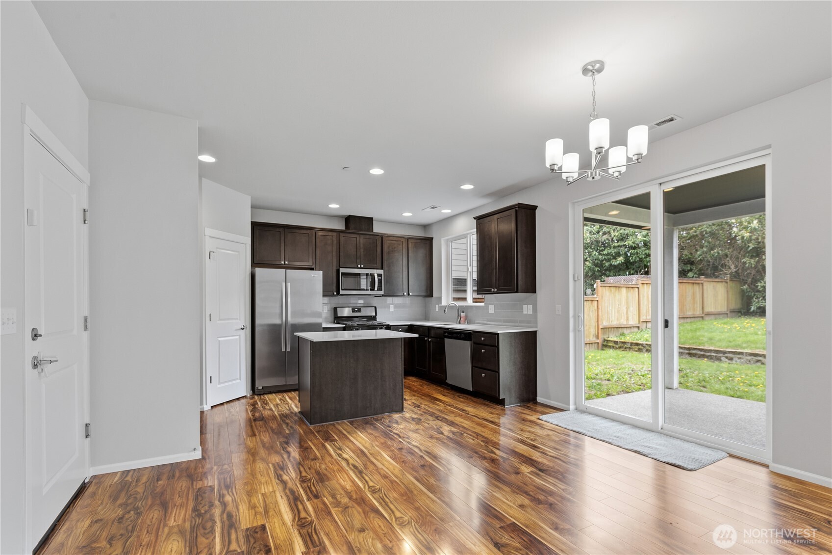 2906 S 135th Street , Tukwila, WA 98168-3970