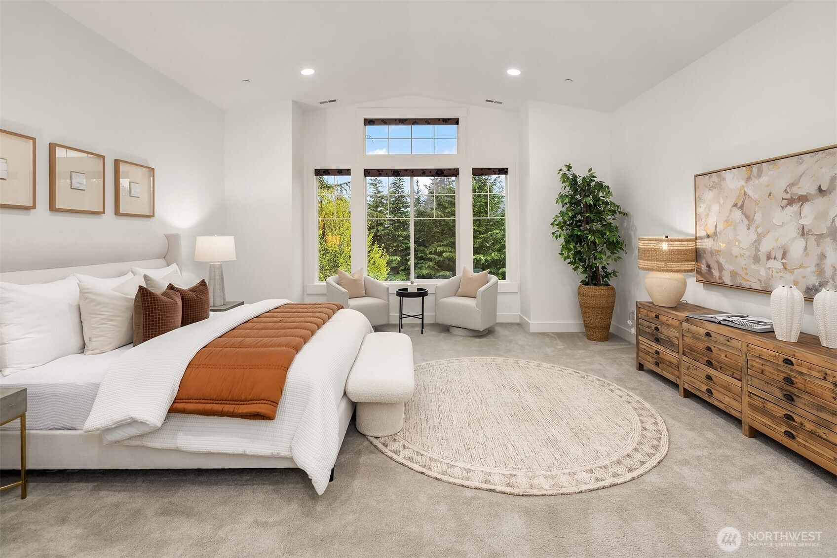 2005 105th Avenue NE, Bellevue, WA 98004