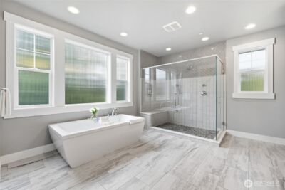 2005 105th Avenue NE, Bellevue, WA 98004 - Photo 16