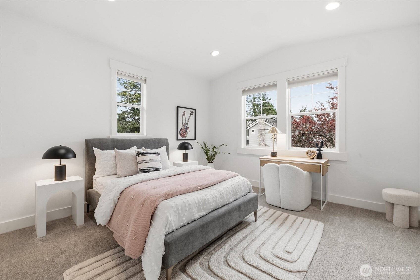 2005 105th Avenue NE, Bellevue, WA 98004