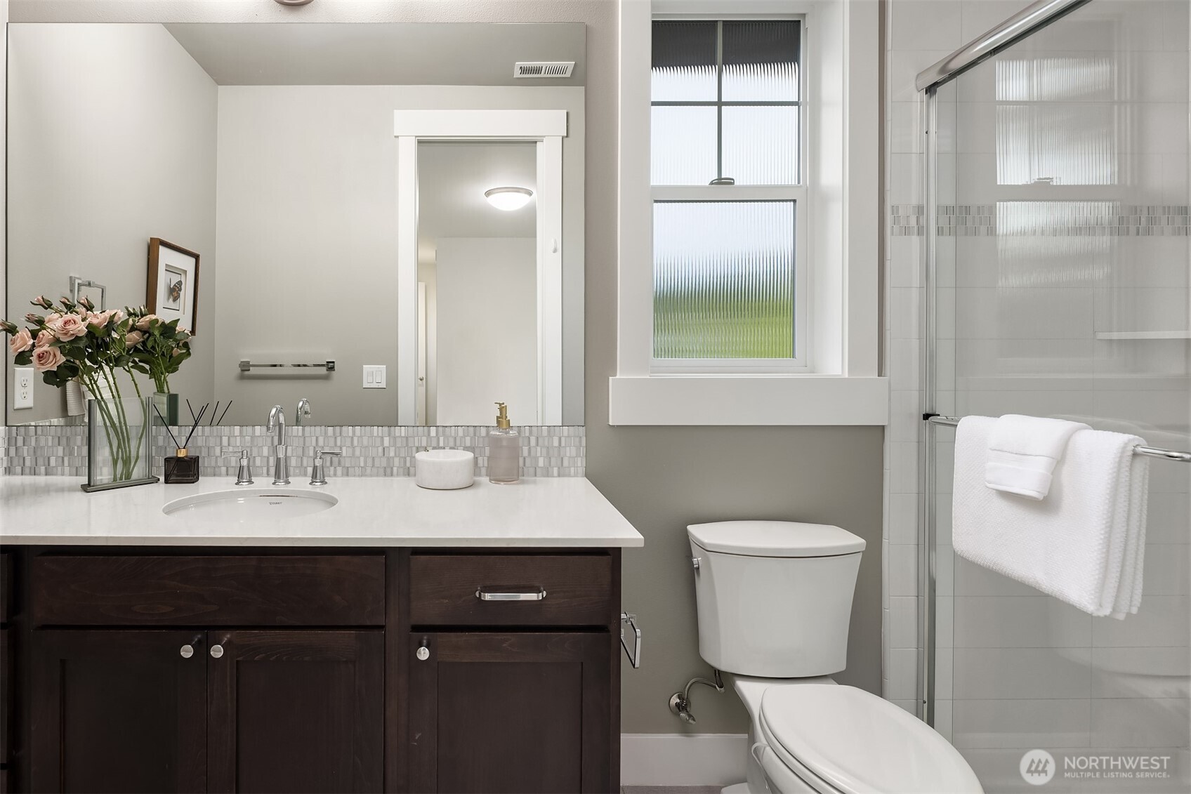 2005 105th Avenue NE, Bellevue, WA 98004