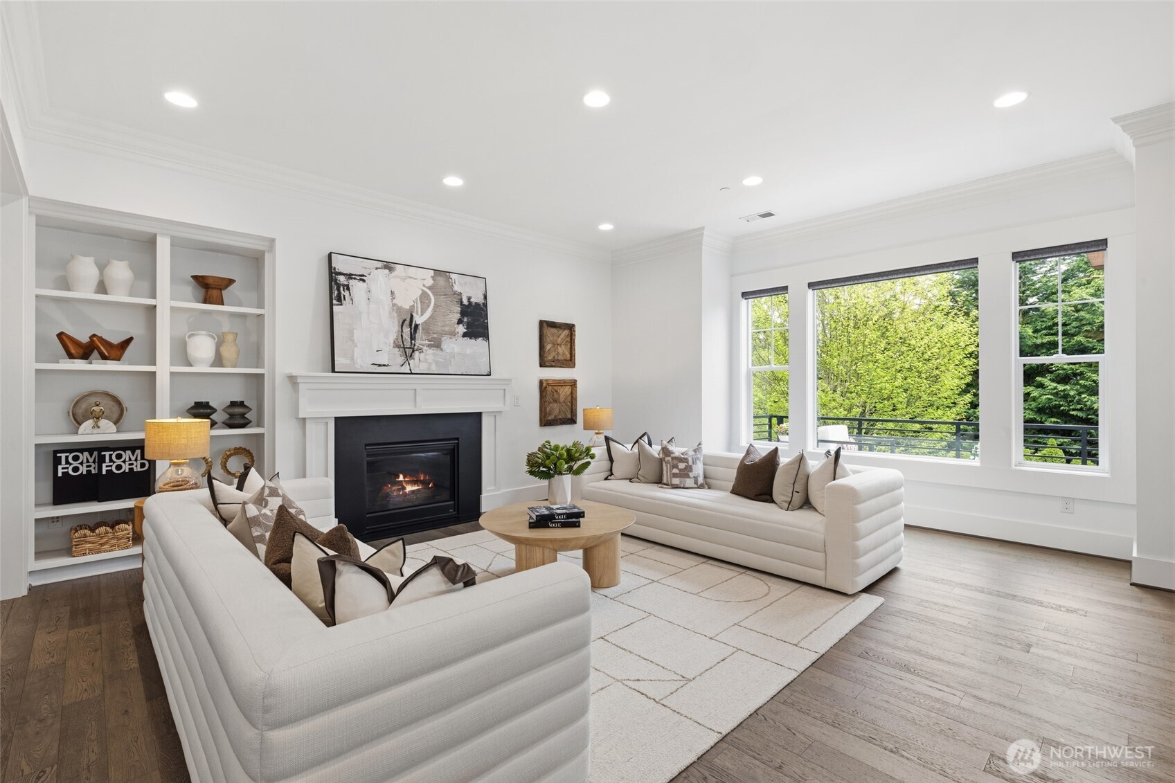 2005 105th Avenue NE, Bellevue, WA 98004