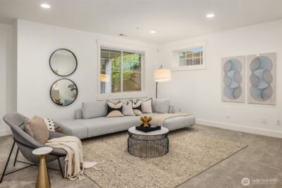 2005 105th Avenue NE, Bellevue, WA 98004 - Photo 25