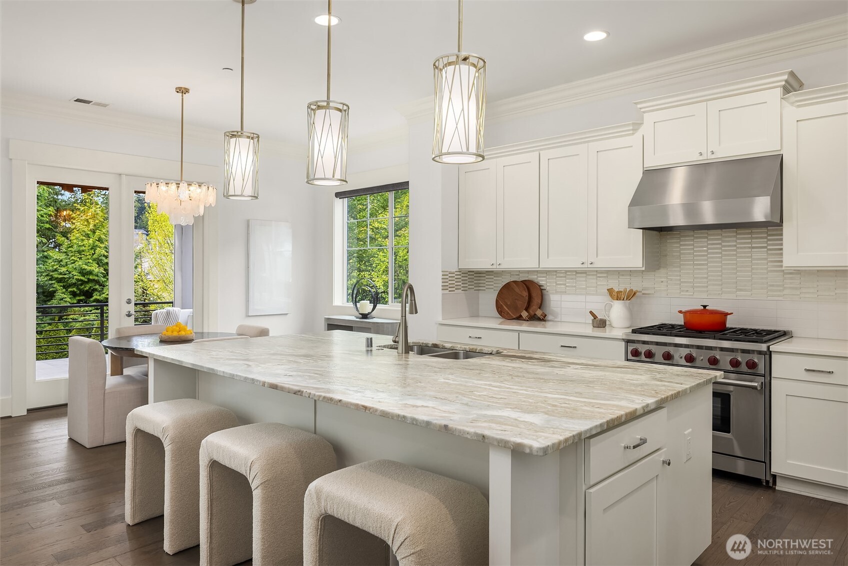 2005 105th Avenue NE, Bellevue, WA 98004