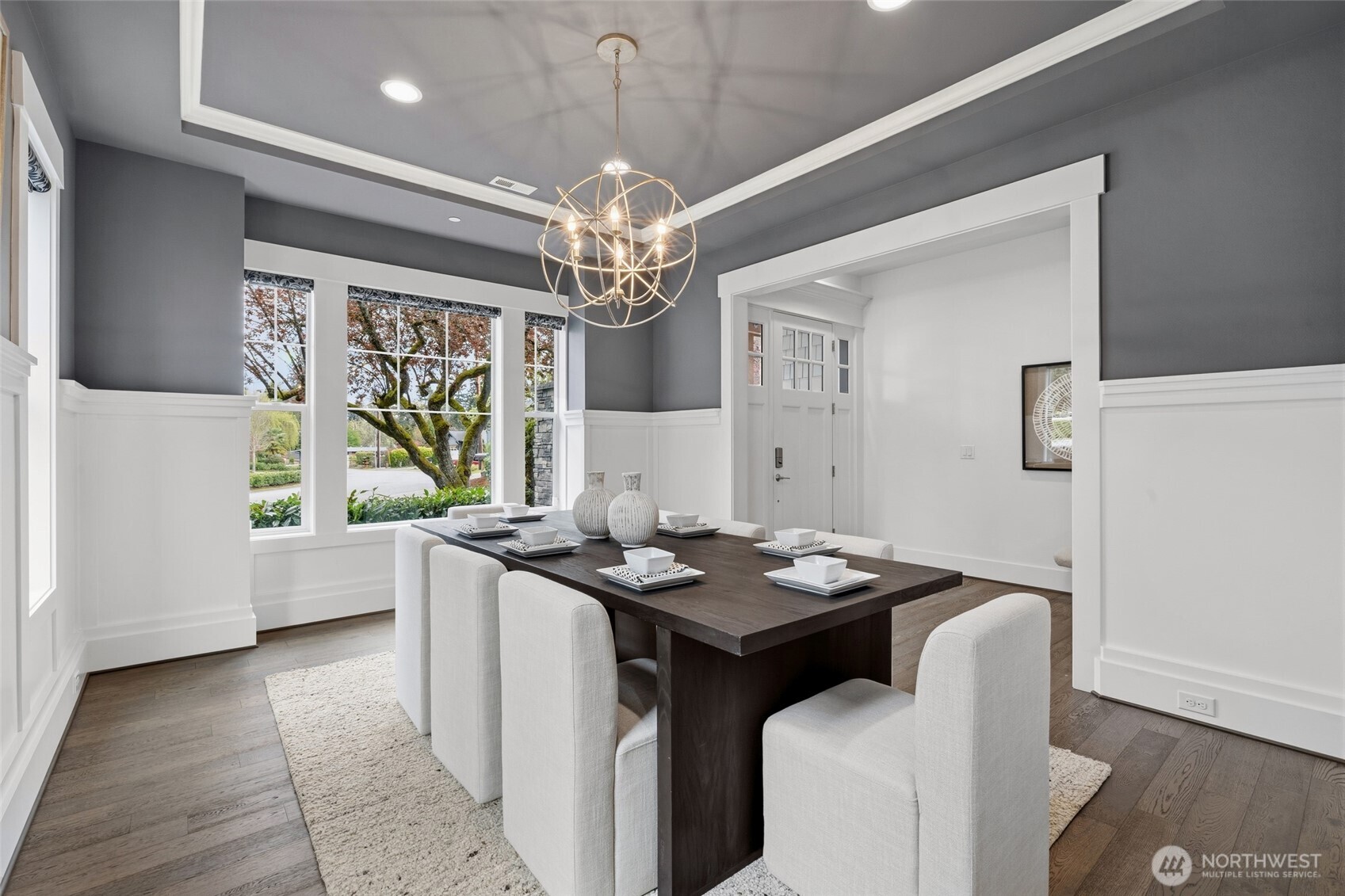 2005 105th Avenue NE, Bellevue, WA 98004