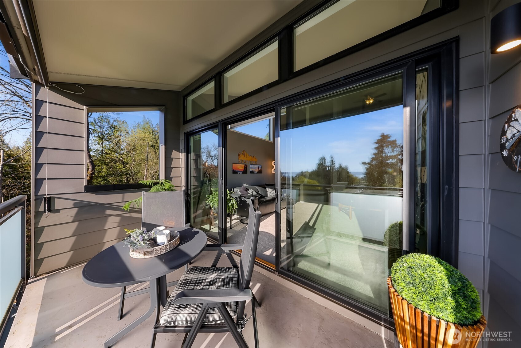 11230 NE 68th Street #C, Kirkland, WA 98033