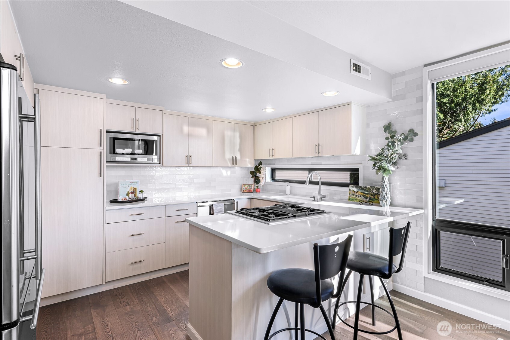 11230 NE 68th Street #C, Kirkland, WA 98033