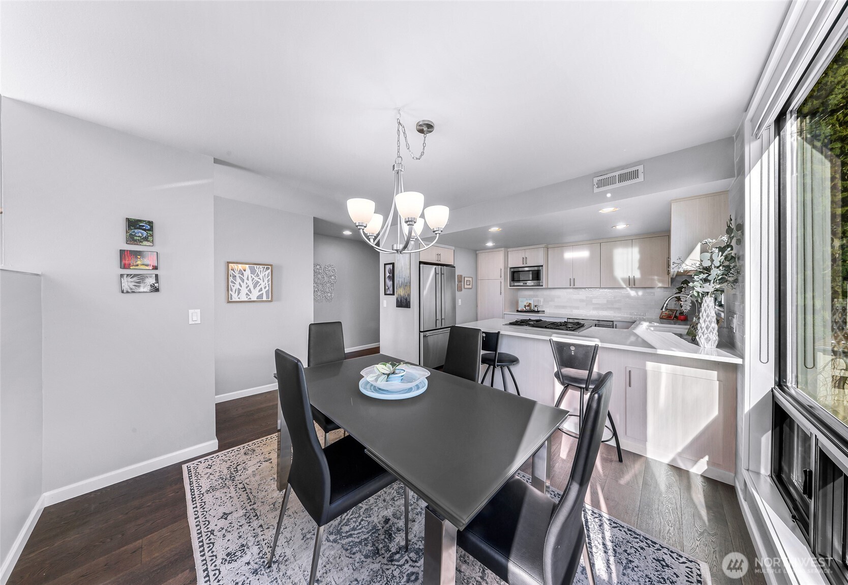 11230 NE 68th Street #C, Kirkland, WA 98033