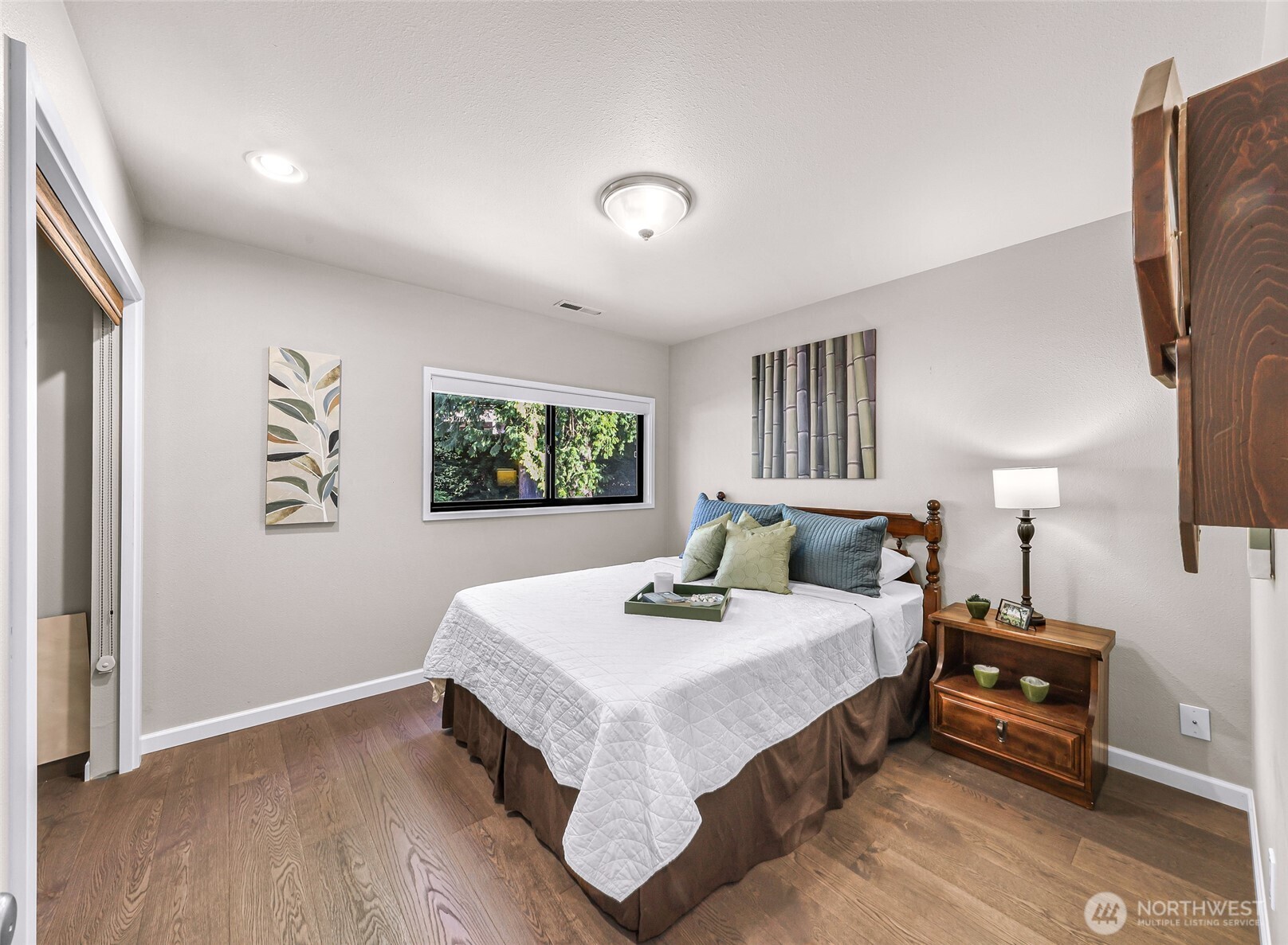11230 NE 68th Street #C, Kirkland, WA 98033
