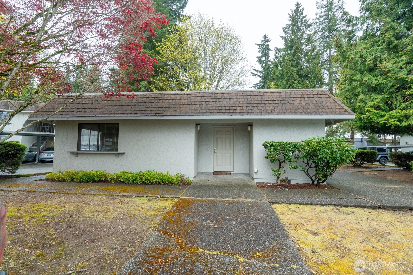 12505 NE 117th Place #J7, Kirkland, WA 98034