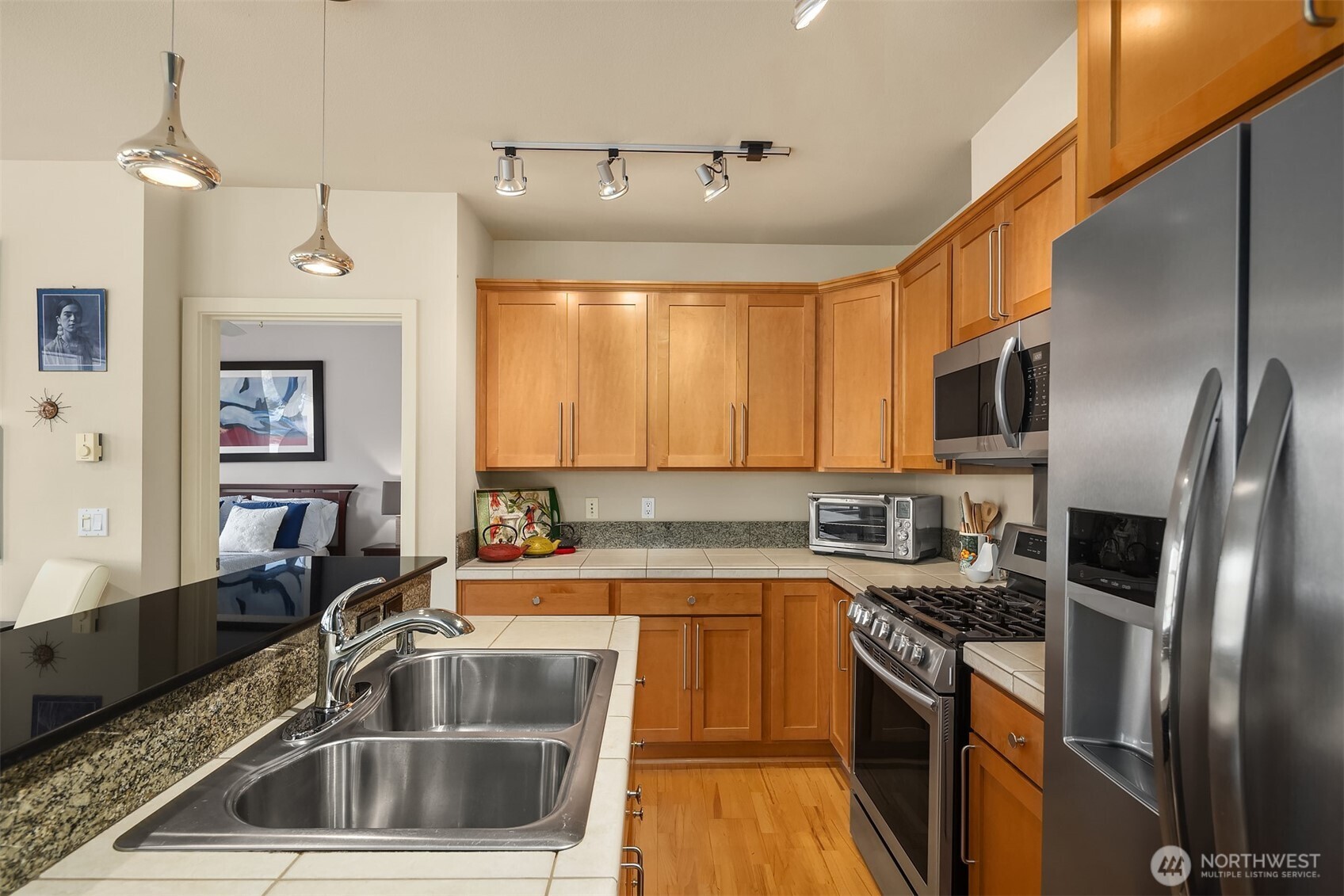 410 NE 70th Street #201, Seattle, WA 98115