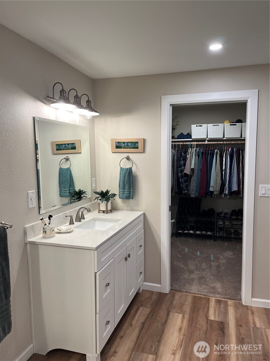 102 N Narwhal Loop NW, Ocean Shores, WA 98569