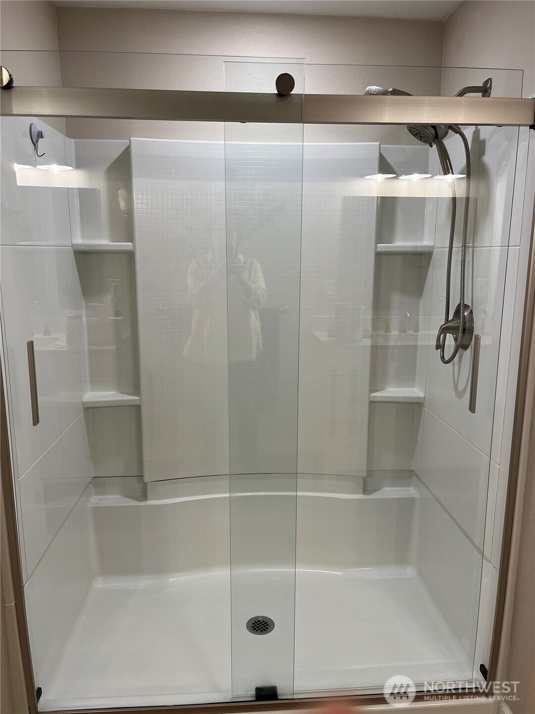 102 N Narwhal Loop NW, Ocean Shores, WA 98569