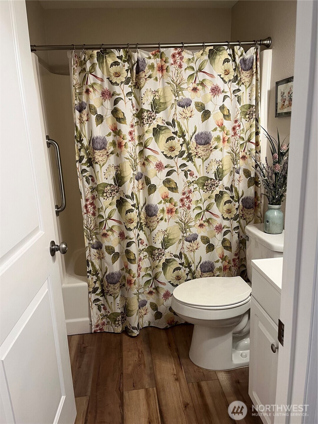 102 N Narwhal Loop NW, Ocean Shores, WA 98569