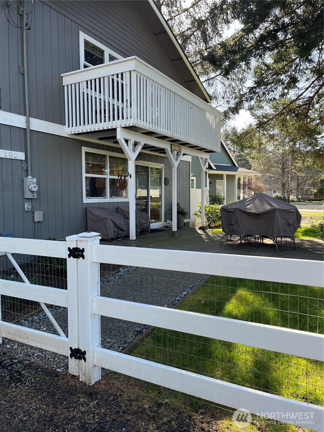 102 N Narwhal Loop NW, Ocean Shores, WA 98569