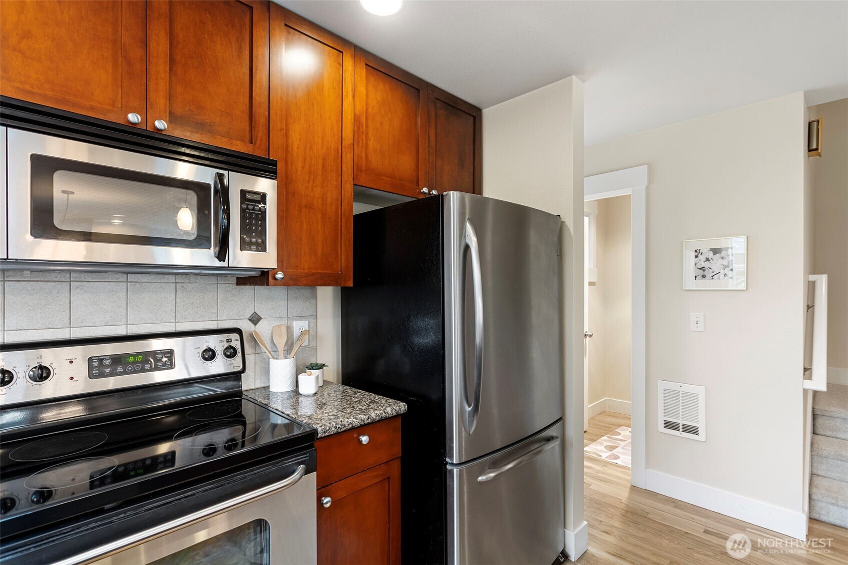 9501 Interlake Avenue N, Seattle, WA 98103
