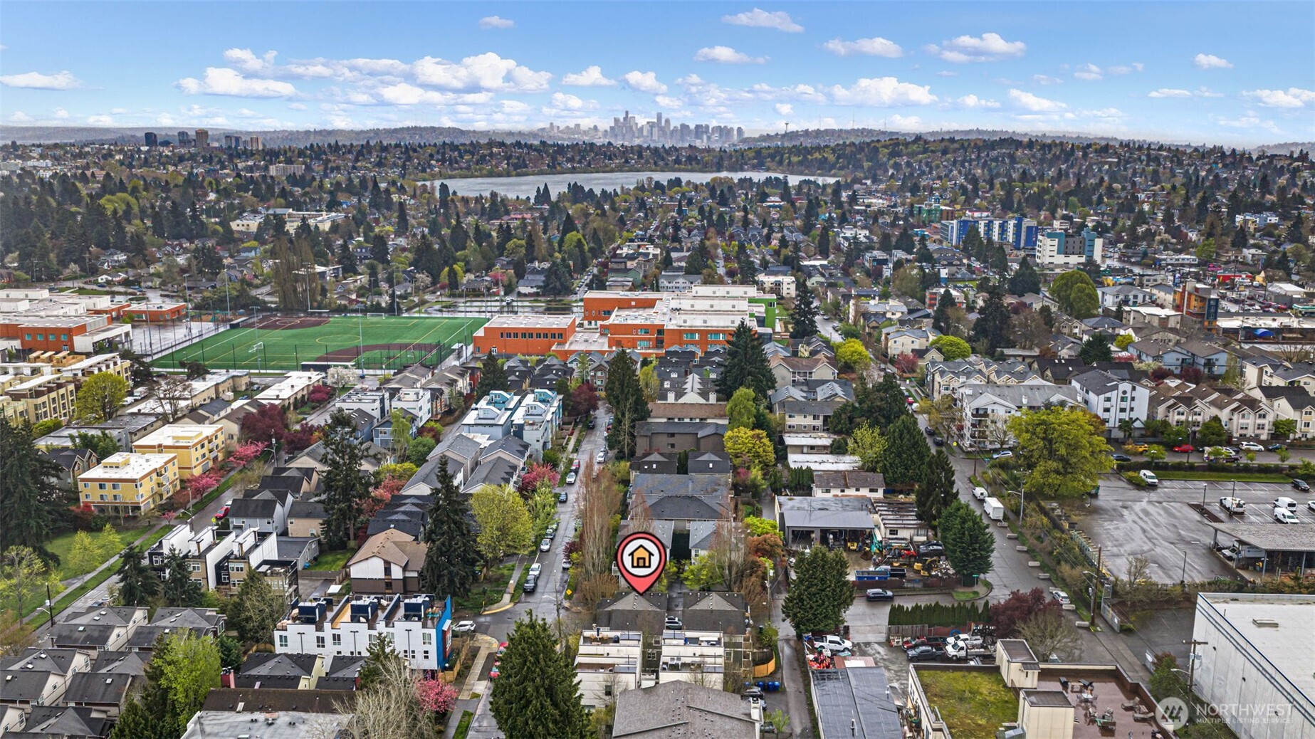 9501 Interlake Avenue N, Seattle, WA 98103
